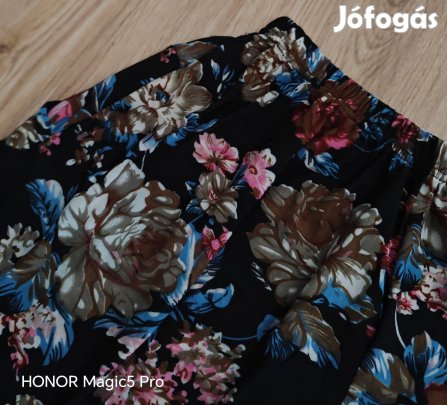 Vékony virágos női laza nadrág