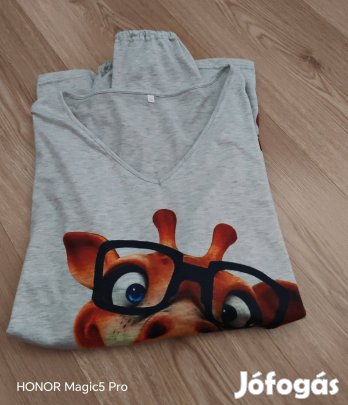 Vékony zsiráfos női felső XXL