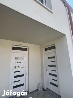 Velence, Madár utca, 82 m2-es, ikerház, 4 szobás, új építésű állapotú