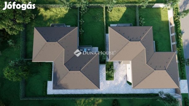 Velencei 95 nm-es lakás eladó