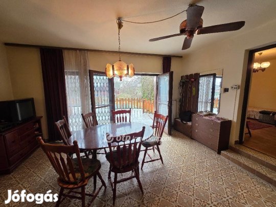 Velencei eladó 164 nm-es ház