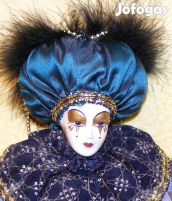 Velencei karnevál porcelánbaba