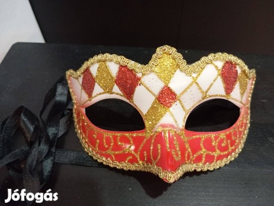 Velencei karneváli szemmaszk