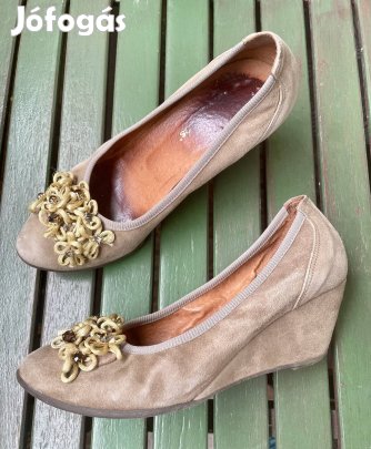 Velúr bőr cipő 37-es