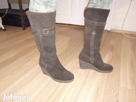 Velúr téli csizma, 37es