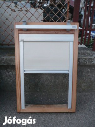 Velux 102 1000 tetőablakhoz árnyékoló és fogantyú