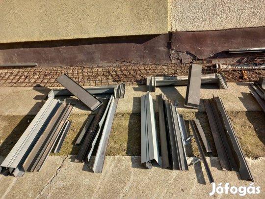 Velux burkoló keret 78x120 ablakhoz 9db-os