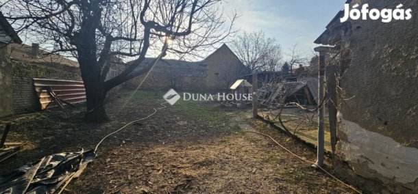 Véméndi eladó 80 nm-es ház