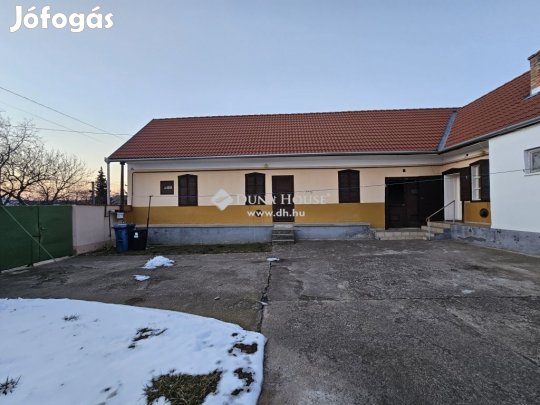 Véméndi eladó 85 nm-es ház