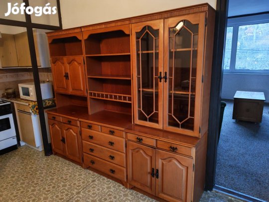 Venedig tálaló szekrény