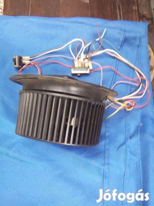 Ventillátor 220V,átmérő 18cm,mélysége 8,5cm