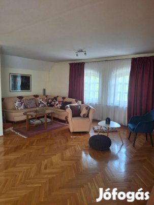 Veresegyházi 252 nm-es ház eladó