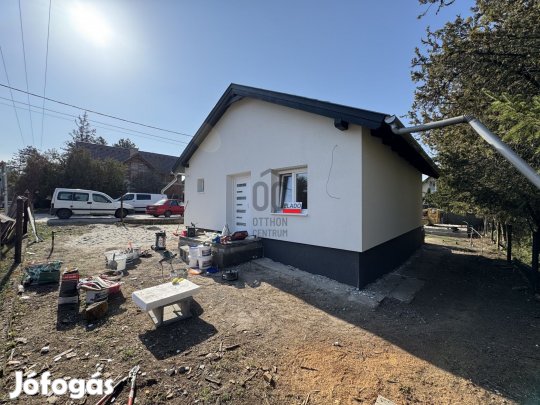 Veresegyházi eladó tégla családi ház