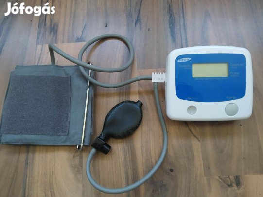 Vérnyomásmérő Samsung SBM-600M Felkaros pumpás