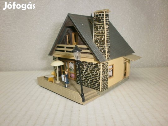 Vero - falusi családi ház - 1:87 - ( C-39)