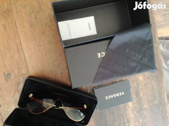 Versace napszemüveg