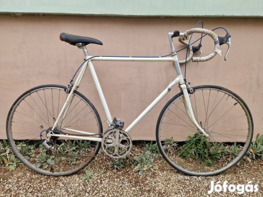 Verseny kerékpár a 80-as évekből