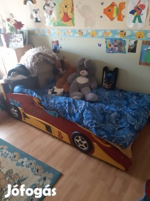 Versenyautós ágy eladó