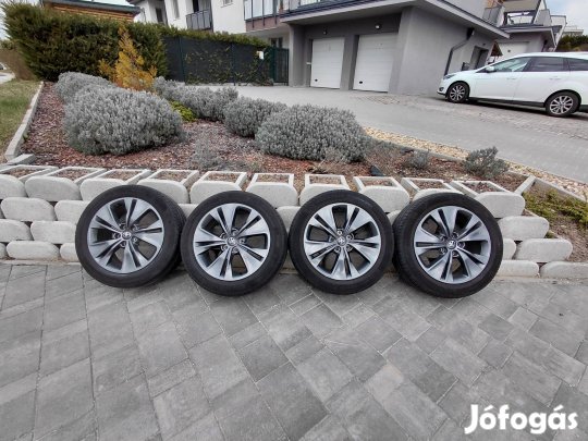 Verso Berlingo Combo Rifter 5008 DS7 alufelni 205/55/R17 nyari gumi