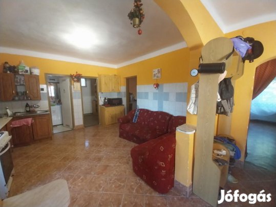 Vérteskethely, 3 szobás családi ház eladó