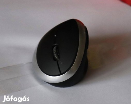 Vertikális egér sok funkcióval 4000 Ft