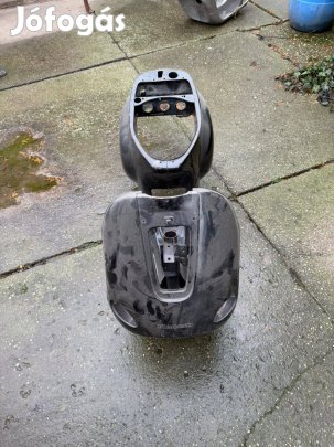 Vespa ET váz bútornak virágosládának dekorációnak