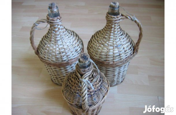 Vesszőfonatos demizsonok eladók