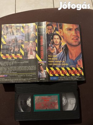 Veszélyes terület vhs kistok akció