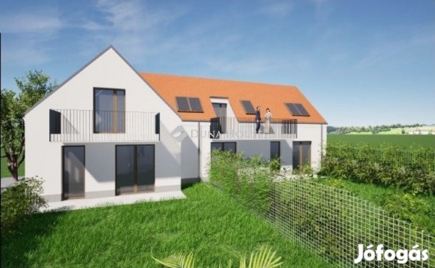 Veszprémi 102 nm-es ház eladó