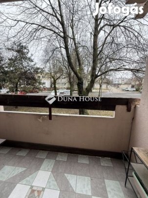 Veszprémi 80 nm-es lakás eladó