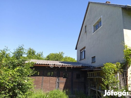 Veszprémi eladó 153 nm-es ház