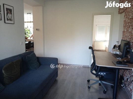 Veszprémi eladó 91 nm-es lakás