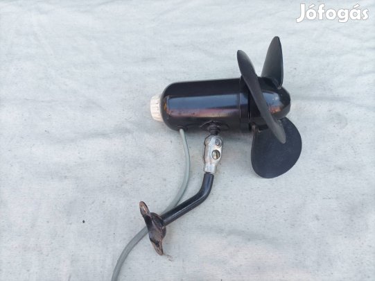 Veterán 24 voltos autós szellőző ventilátor.