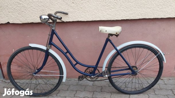 Veterán Puch Luxus női kerékpár 