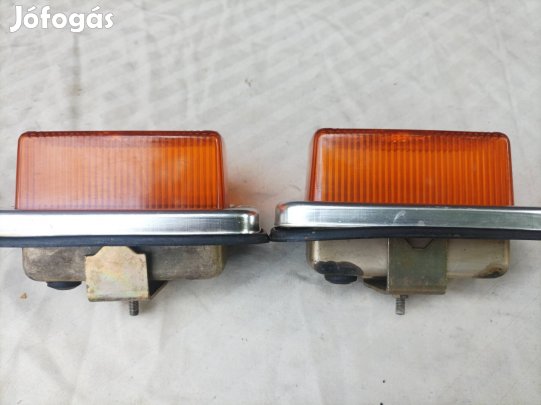 Veterán Robur első irányjelző lámpa pár 