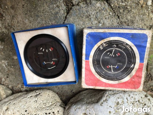 Veterán autó kilóméteróra 10000 ft:Lenti