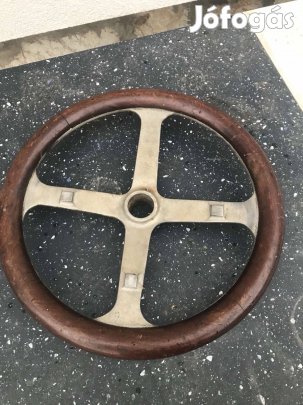 Veterán kormány eladó