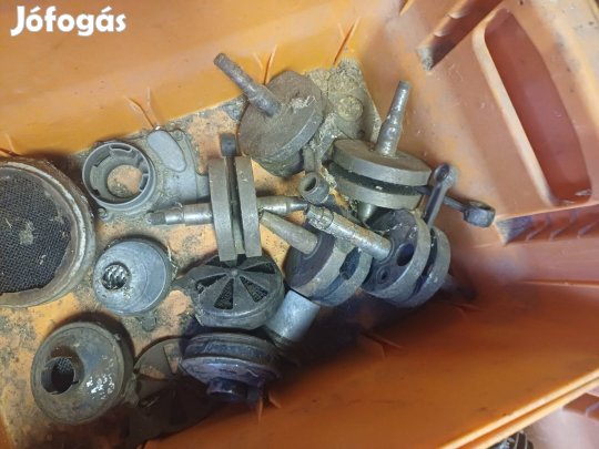 Veterán motor főtengely.