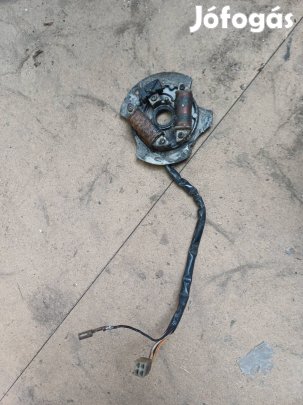 Veterán motor gyújtás.