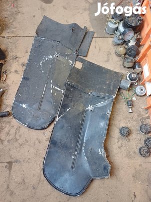 Veterán motor térdvédő.