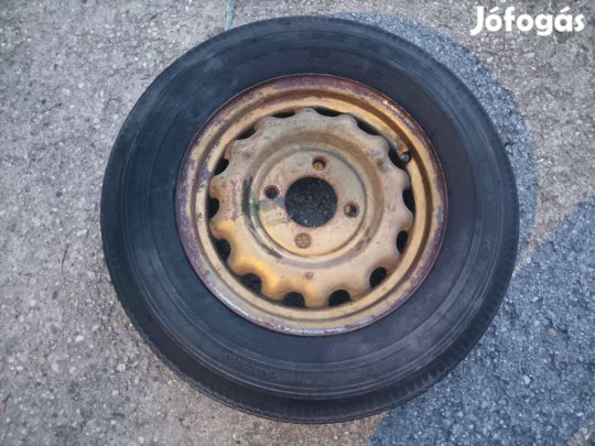 Veterán oldtimer diagonál gumi Skoda kerék. Több db