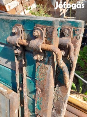 Veterán plató oldalfal zár