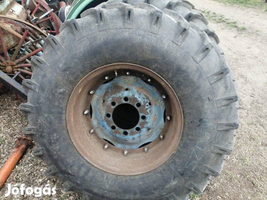 Veterán traktor, SZK kombájn kerék