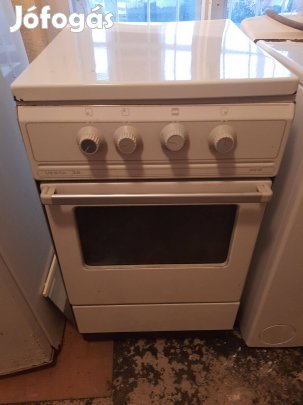 Vezetékes gáztűzhely 3 rózsás + sütő