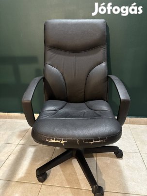 Vezetői bőr forgószék