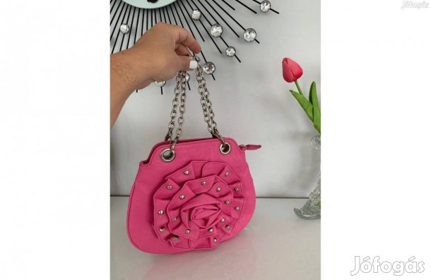 Via 55 pink táska válltáska ezüst színű lánccal