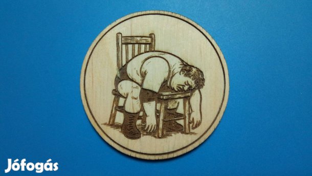 Vicces hűtőmágnes. Kiterült pankrátor. Vidám ajándék, humoros rajzzal