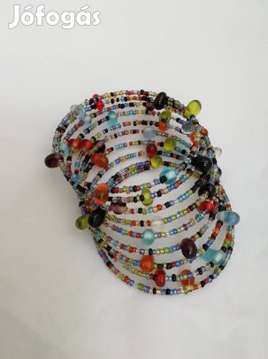 Vidám gyöngy karkötő 