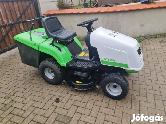 Viking fűnyírótraktor 18le fűnyíró traktor