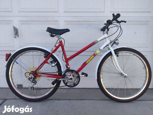 Vikink Austria Design 26-os, hibátlan állapotú női bicikli, új gumival